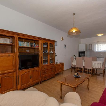 Apartments Tolic Biograd Na Moru Exteriör bild