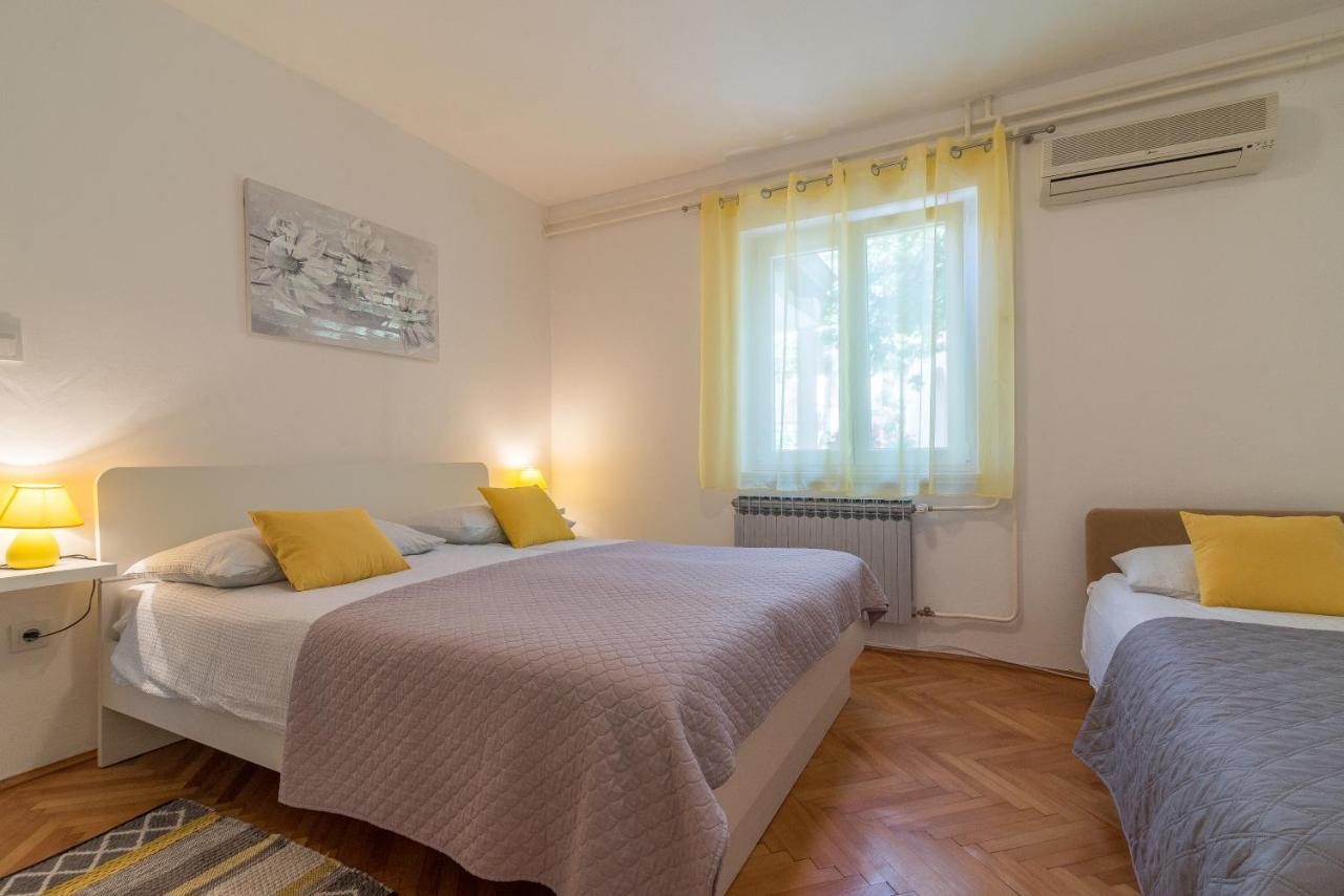 Apartments Tolic Biograd Na Moru Exteriör bild